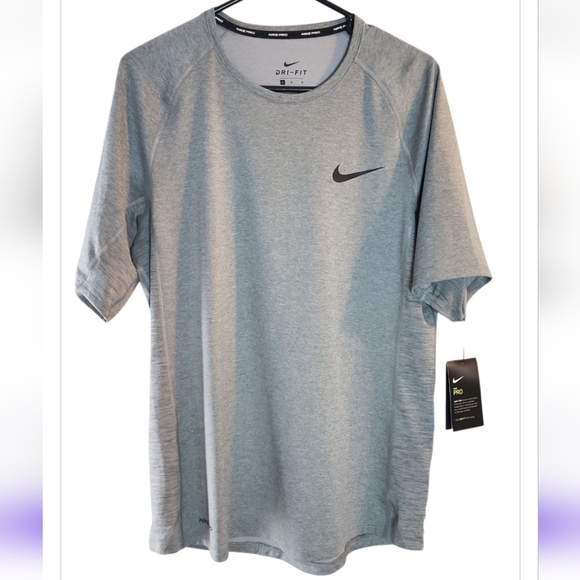 NWT Nike Men's Pro Short-Sleeve Training Top Slim Fit Size Large in Smoke Grey - Picture 2 of 8